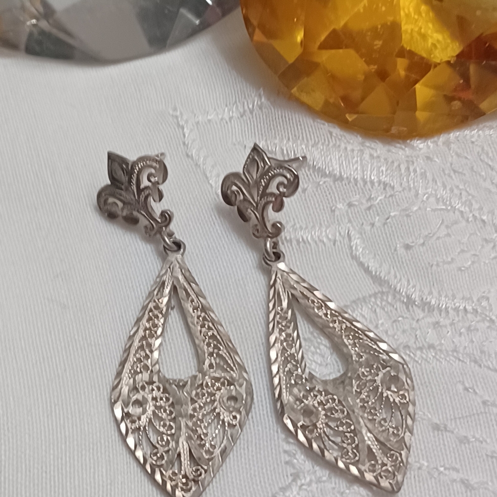Elegant Solid 925 Sterling Silver Filigree Earrings